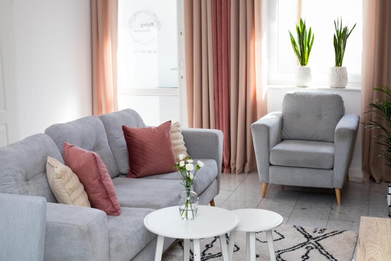 Apartament Mietowy Rumianek Lwowek Buitenkant foto