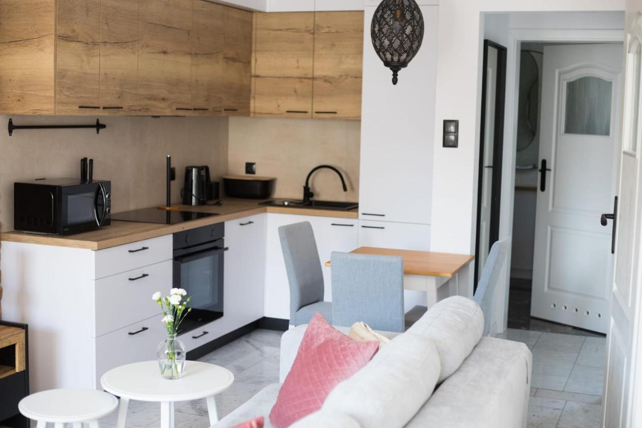 Apartament Mietowy Rumianek Lwowek Buitenkant foto